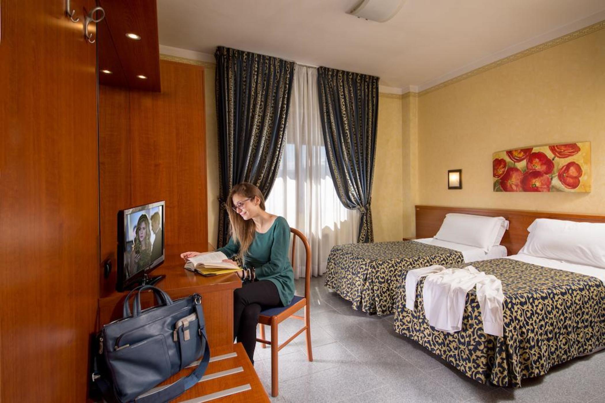 Hotel Jonico Rzym Zewnętrze zdjęcie