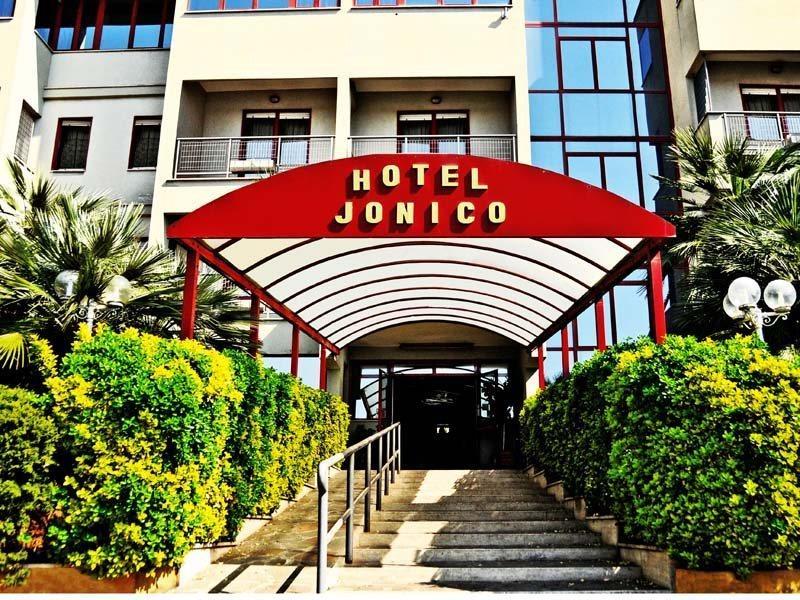 Hotel Jonico Rzym Zewnętrze zdjęcie