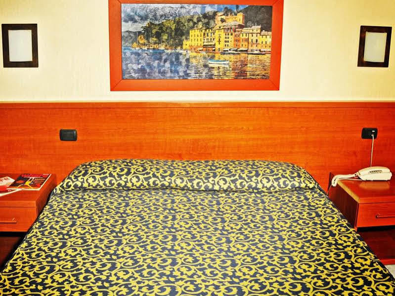 Hotel Jonico Rzym Zewnętrze zdjęcie